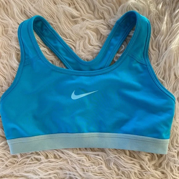 Nike sports bra in turquoise - Picture 1 of 2